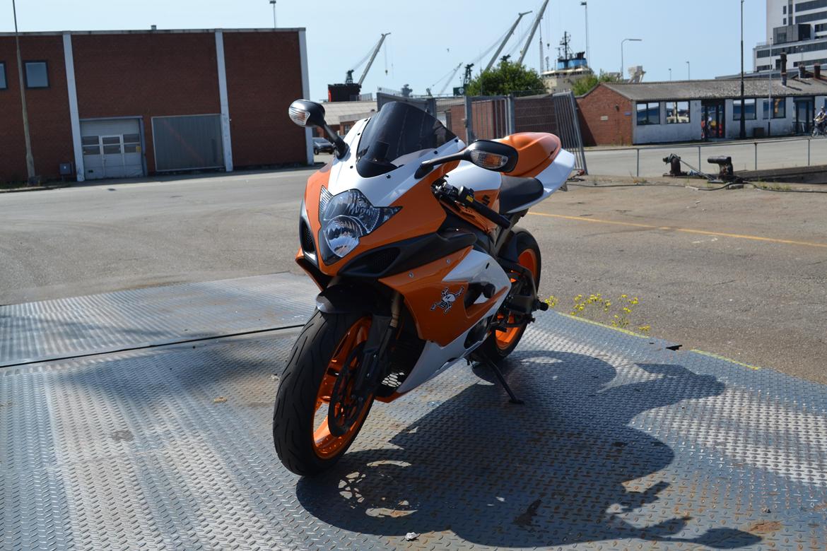Suzuki GSXR 1000 k6 solgt billede 7