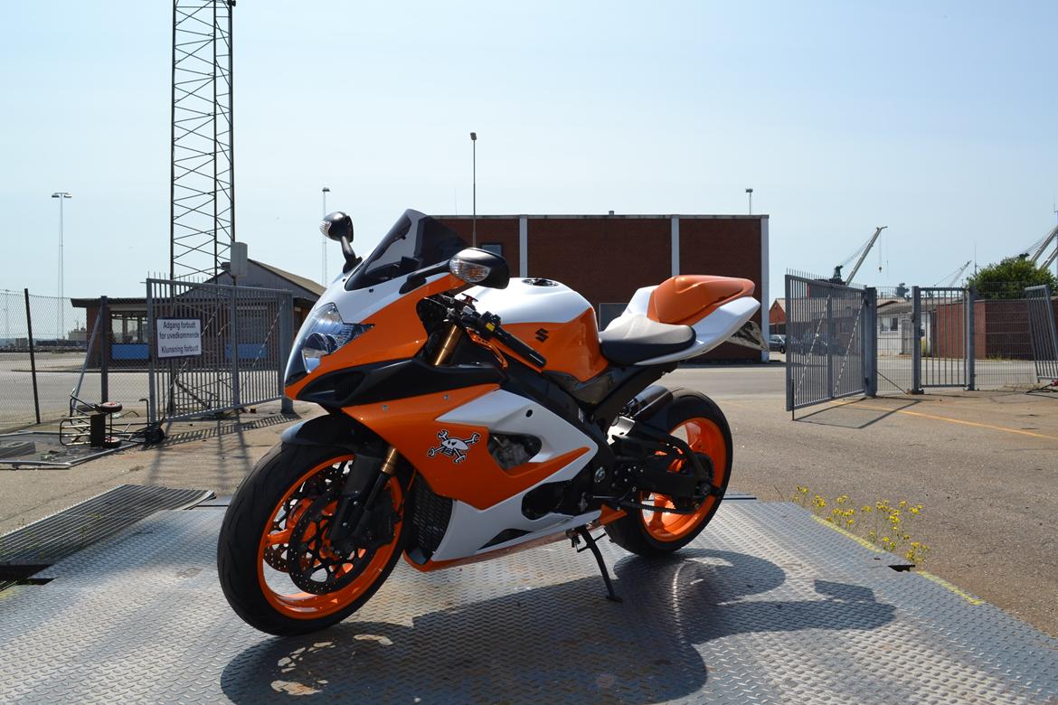 Suzuki GSXR 1000 k6 solgt billede 12