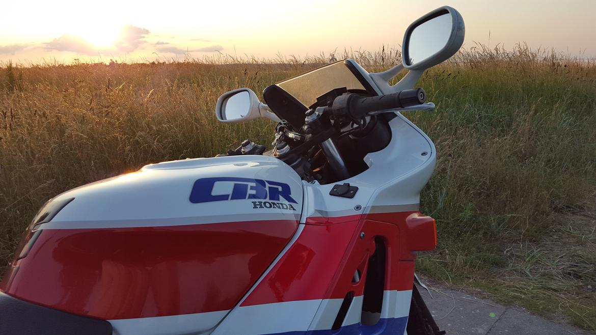 Honda CBR 600 F1 PC 23 billede 2