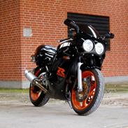 Suzuki Gsxr 400
