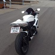 Suzuki GSXR 750 K7