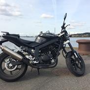 Hyosung GT 250