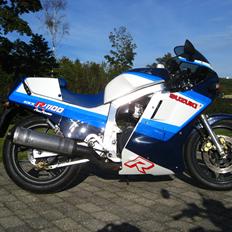 Suzuki GSX-R1100