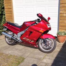 Kawasaki ZZR 1100