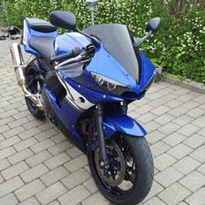 Yamaha Yzf R6