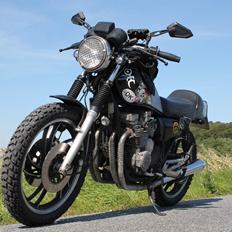 Yamaha Xj 550