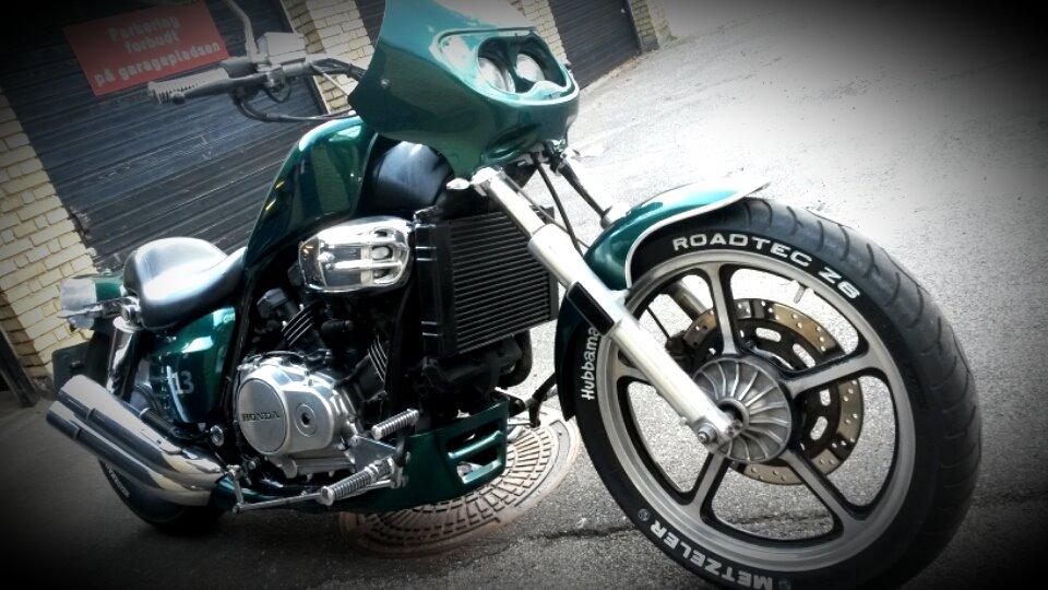 Honda VF700c SuperMagna billede 24