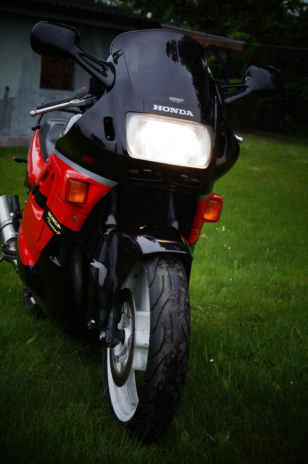 Honda CBR 600 F *solgt* billede 3