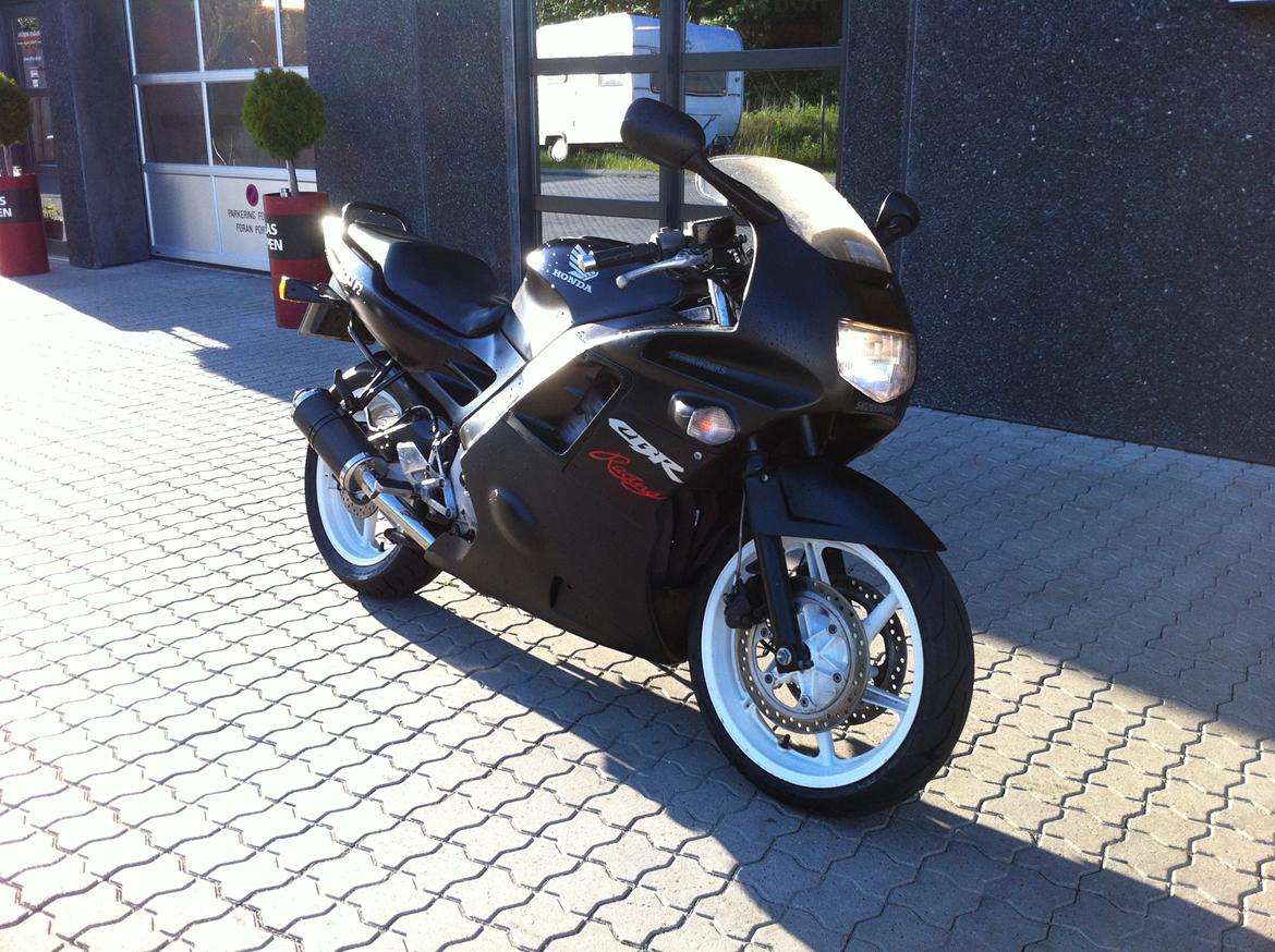 Honda CBR 600 F2 billede 2