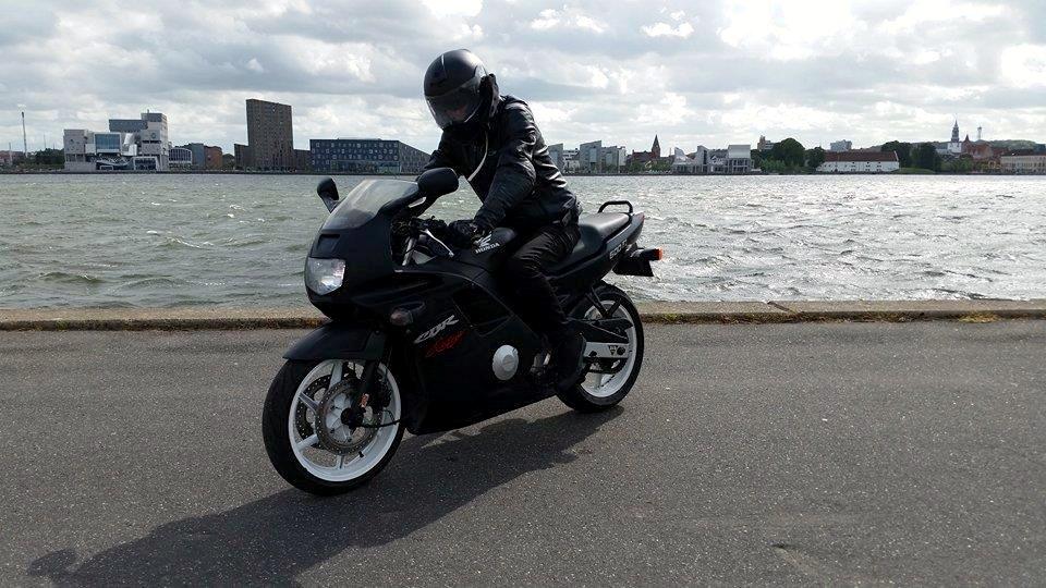Honda CBR 600 F2 billede 3