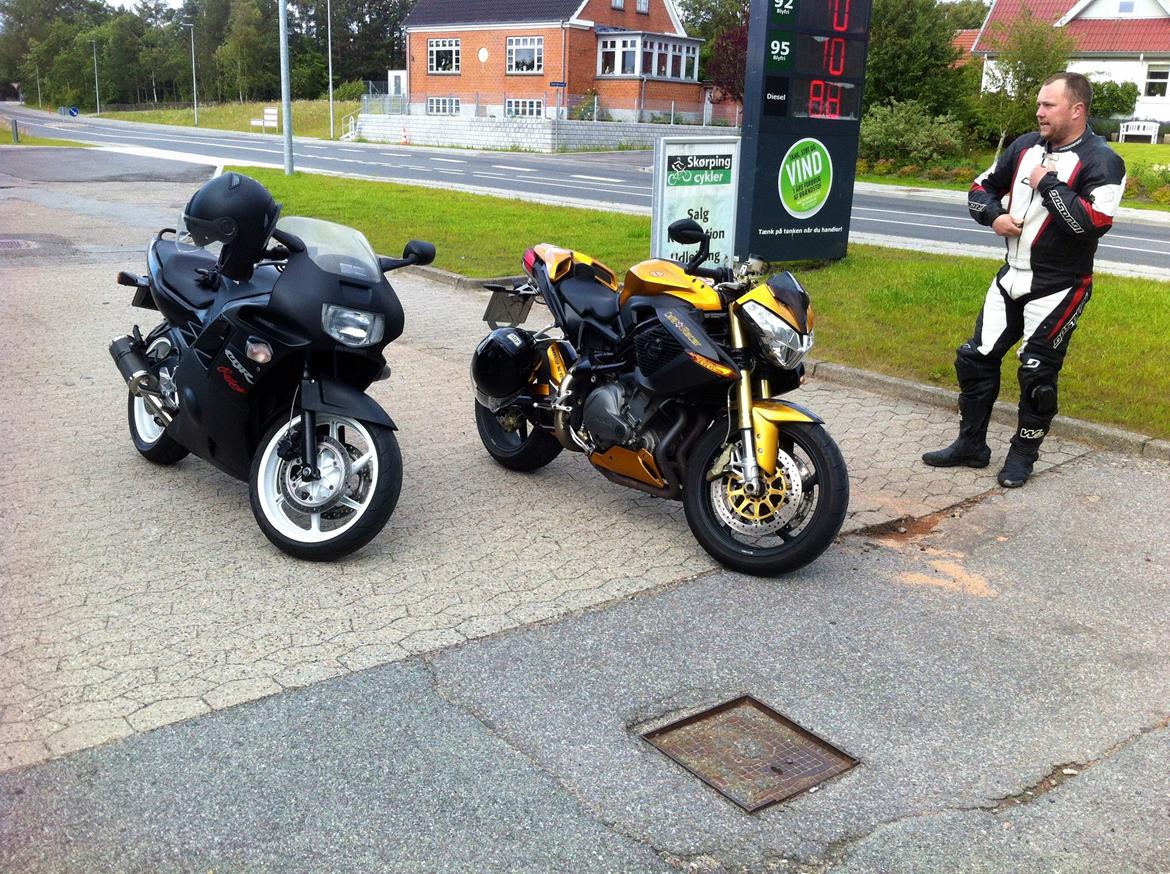 Honda CBR 600 F2 billede 8