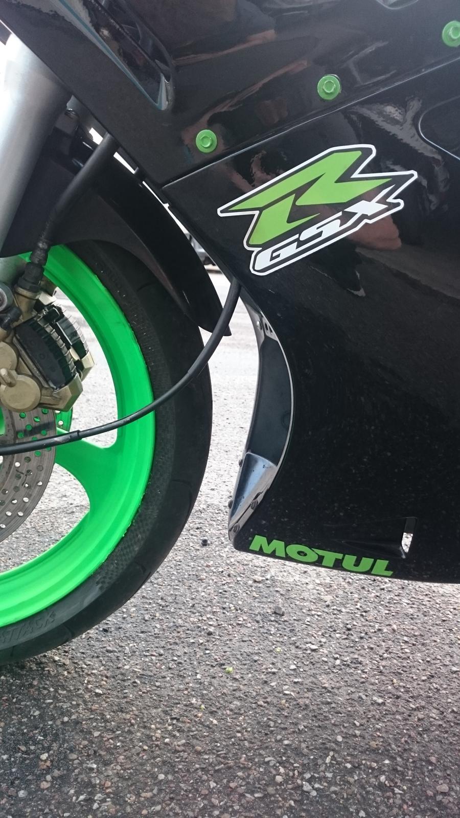 Suzuki GSXR 250 - Grønt GSX-R sticker billede 9