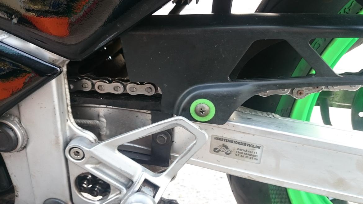 Suzuki GSXR 250 - Grønne skiver til kædeskærm billede 13
