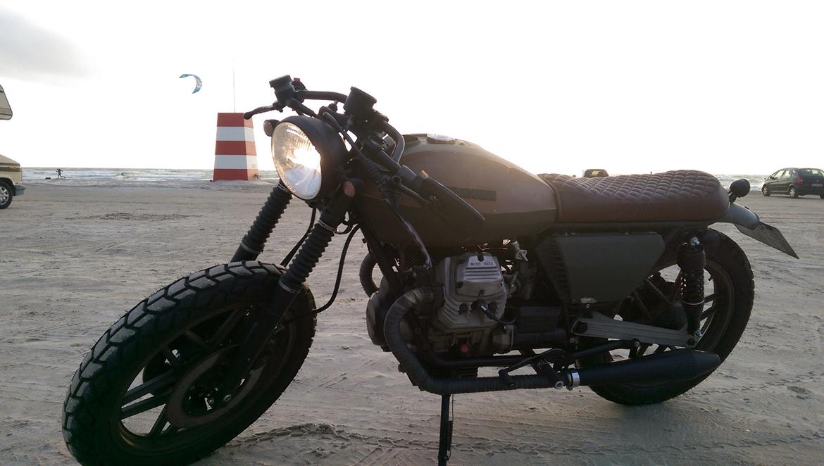 Moto Guzzi V50 NATO Cafe/Bratstyle. billede 3
