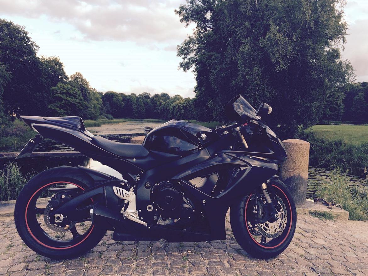 Suzuki GSX-R 600 (SOLGT!) billede 4