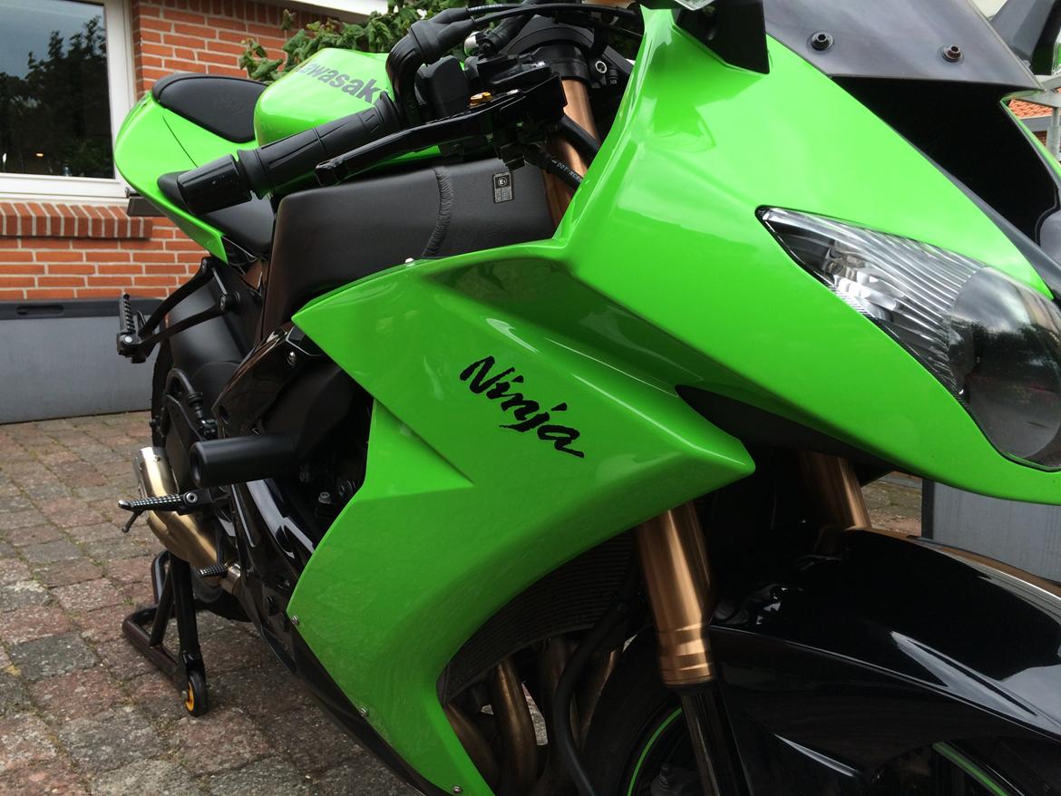 Kawasaki ZX10R billede 11