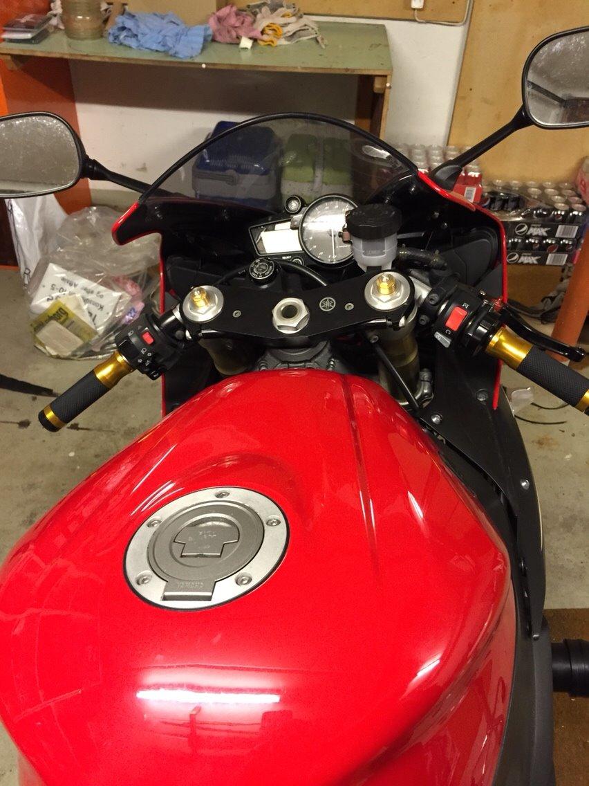 Yamaha YZF R1 rn09 billede 3