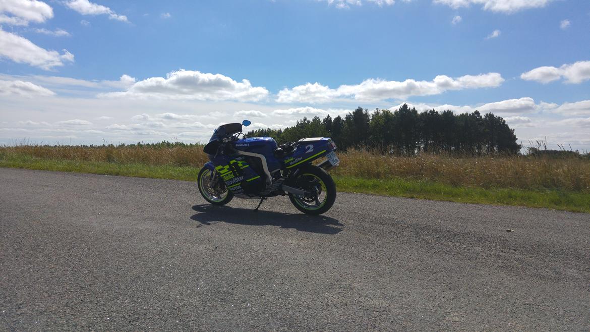 Suzuki Gsxr 400R billede 21