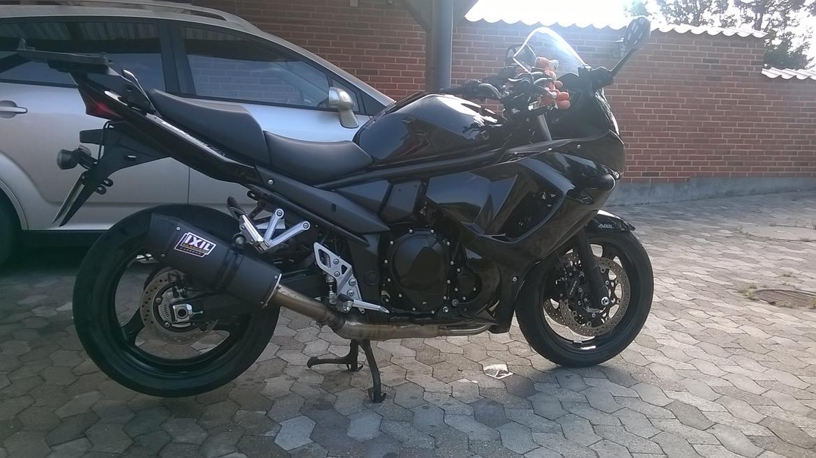 Suzuki GSX 1250 FA (Solgt) billede 4