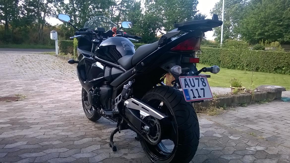 Suzuki GSX 1250 FA (Solgt) billede 2