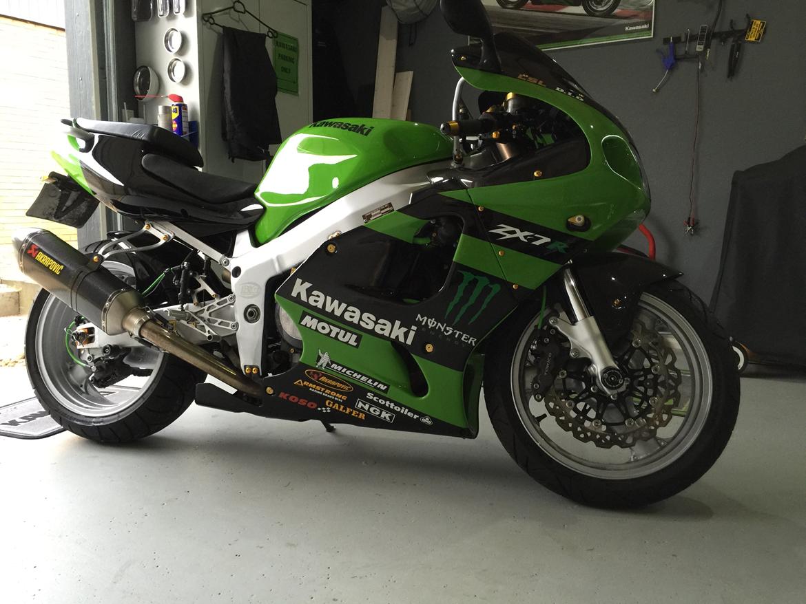Kawasaki ZX7R (SOLGT) - Afslutning 2015 billede 1