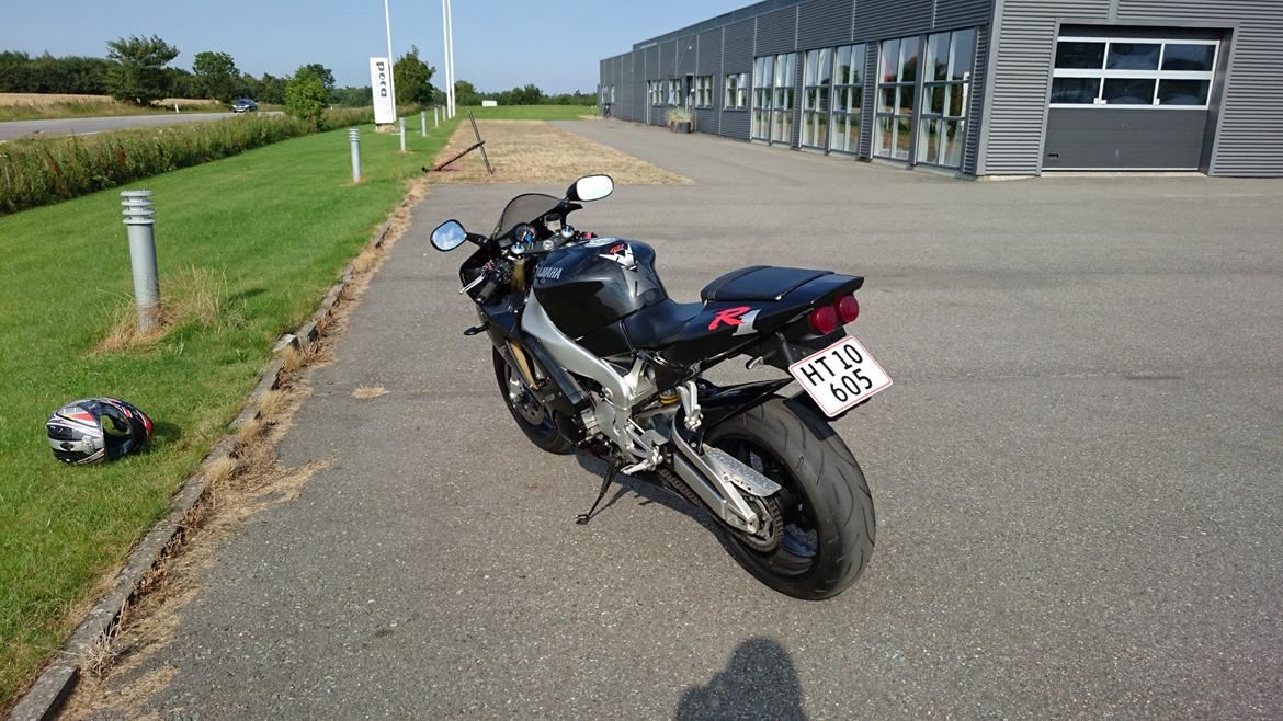 Yamaha YZF R1 billede 9