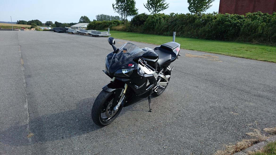 Yamaha YZF R1 billede 12