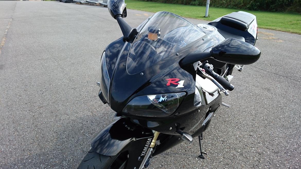 Yamaha YZF R1 billede 13