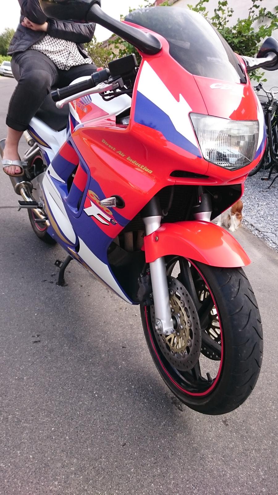 Honda Cbr 600 f3  billede 2