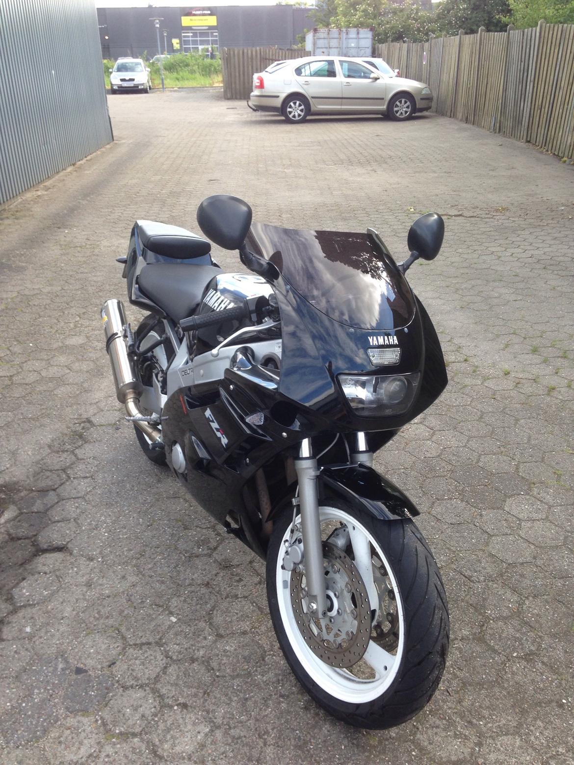Yamaha fzr 600 R6 billede 25