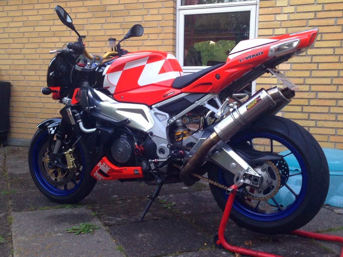 Aprilia Tuono 1000rr billede 3