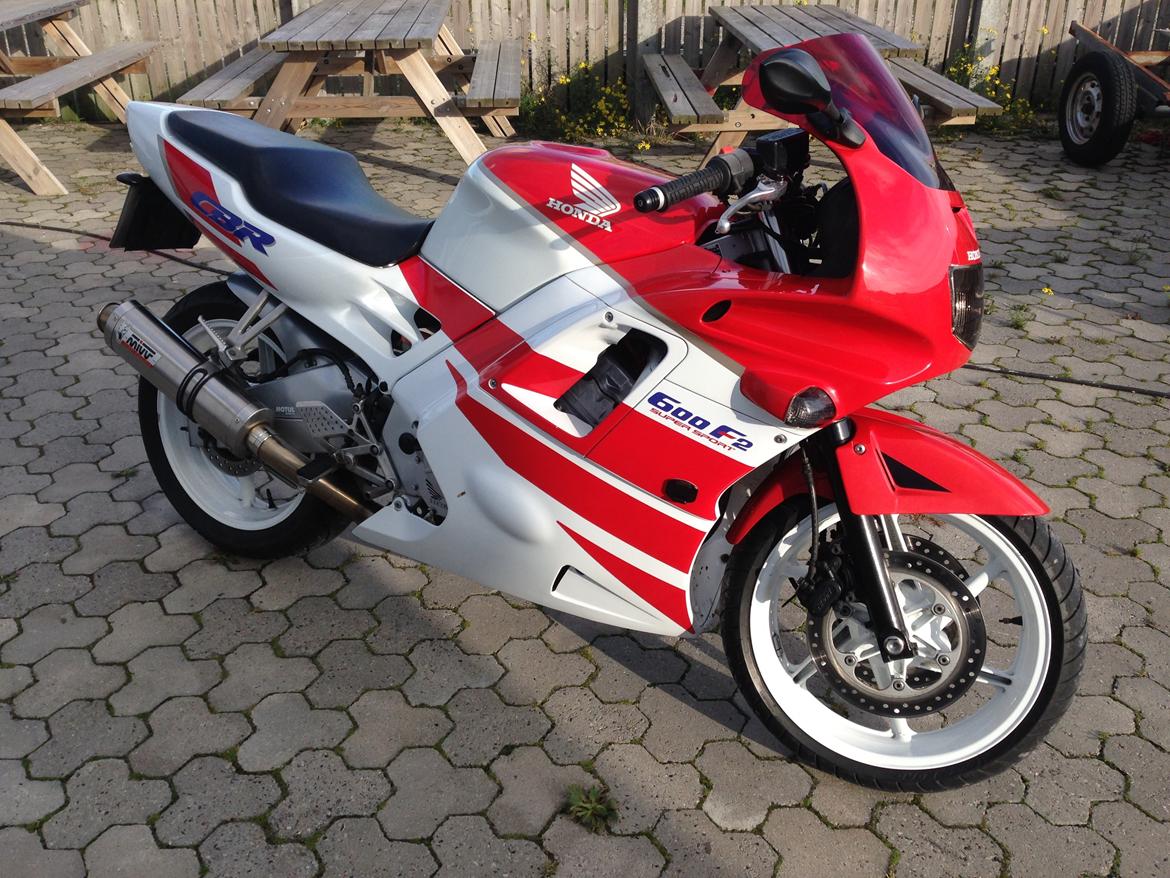 Cbr 600 f2 фото