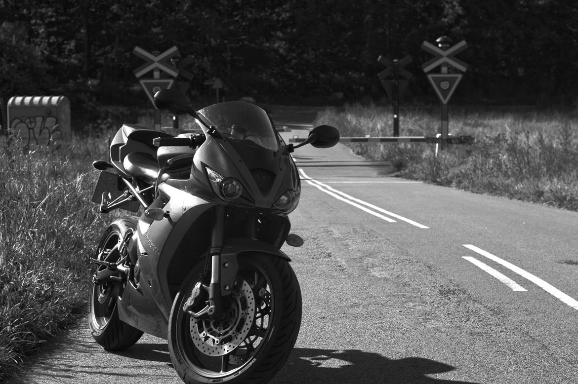 Triumph Daytona 675 billede 5
