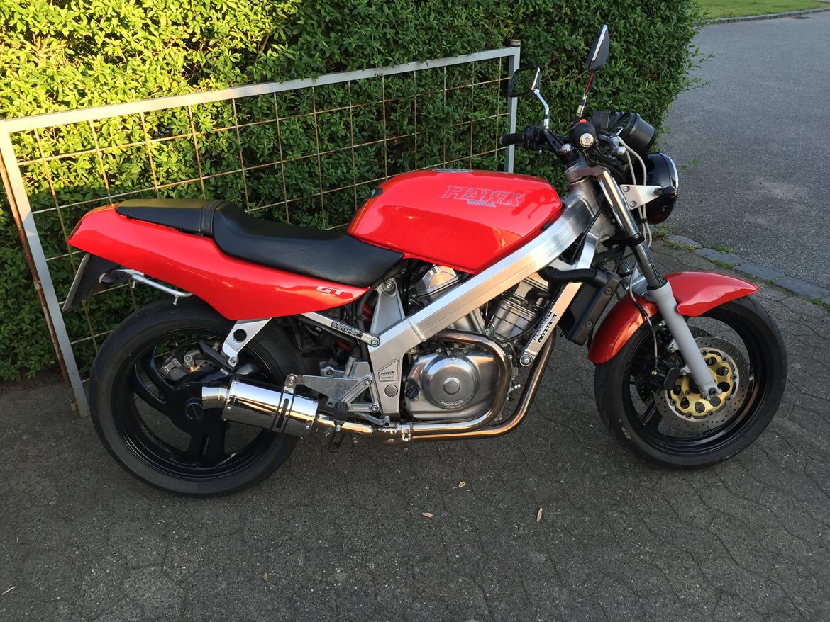 Honda NT647 Hawk GT billede 2