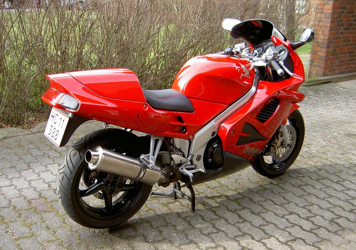 Honda VFR 750 billede 2