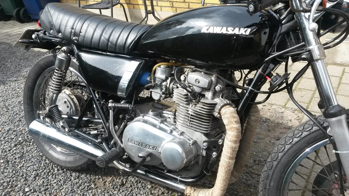 Kawasaki Z 400 billede 6