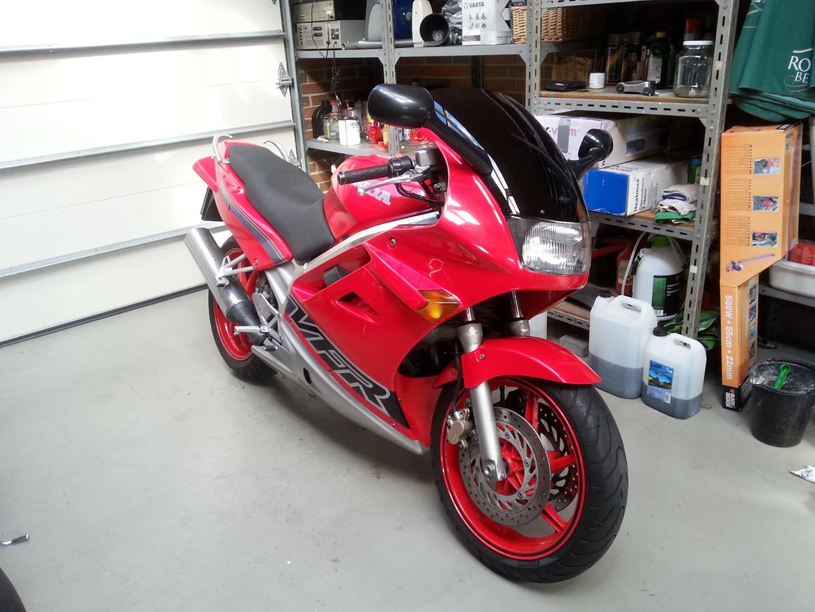 Honda VFR 750 F RC36 billede 4