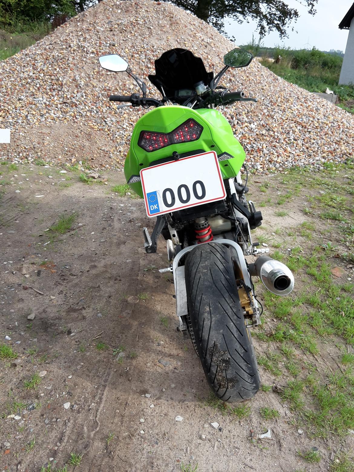 Honda CBR 900 RR Fighter <--- Solgt billede 4