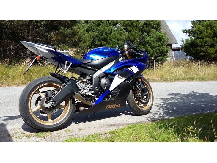 {{currentPhoto.altText}} billede {{currentPhoto.number}}