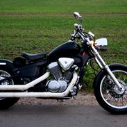 Honda shadow vt600c