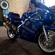 Honda cbr rr firerblade 
