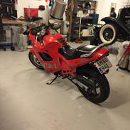 Suzuki GSX 600 F solgt.