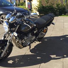 Yamaha XJR 1300