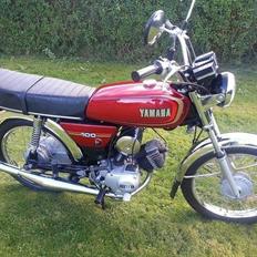 Yamaha YB 100 Deluxe (yamaha 4g)