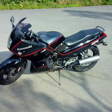 Kawasaki GPX 750 R Ninja ''Solgt''