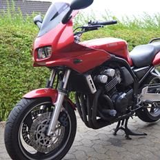 Yamaha FZS 600 S