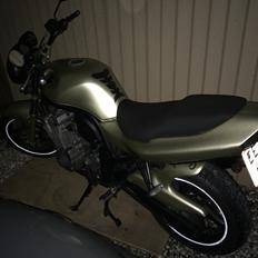 Suzuki GSF600 N BANDIT