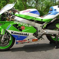 Kawasaki zxr rr og et par zxr J2 og en L3