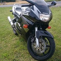 Honda CBR 600 F3½ - solgt