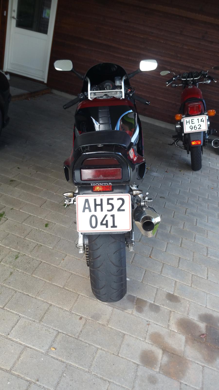 Honda CBR900rr Fireblade  billede 2